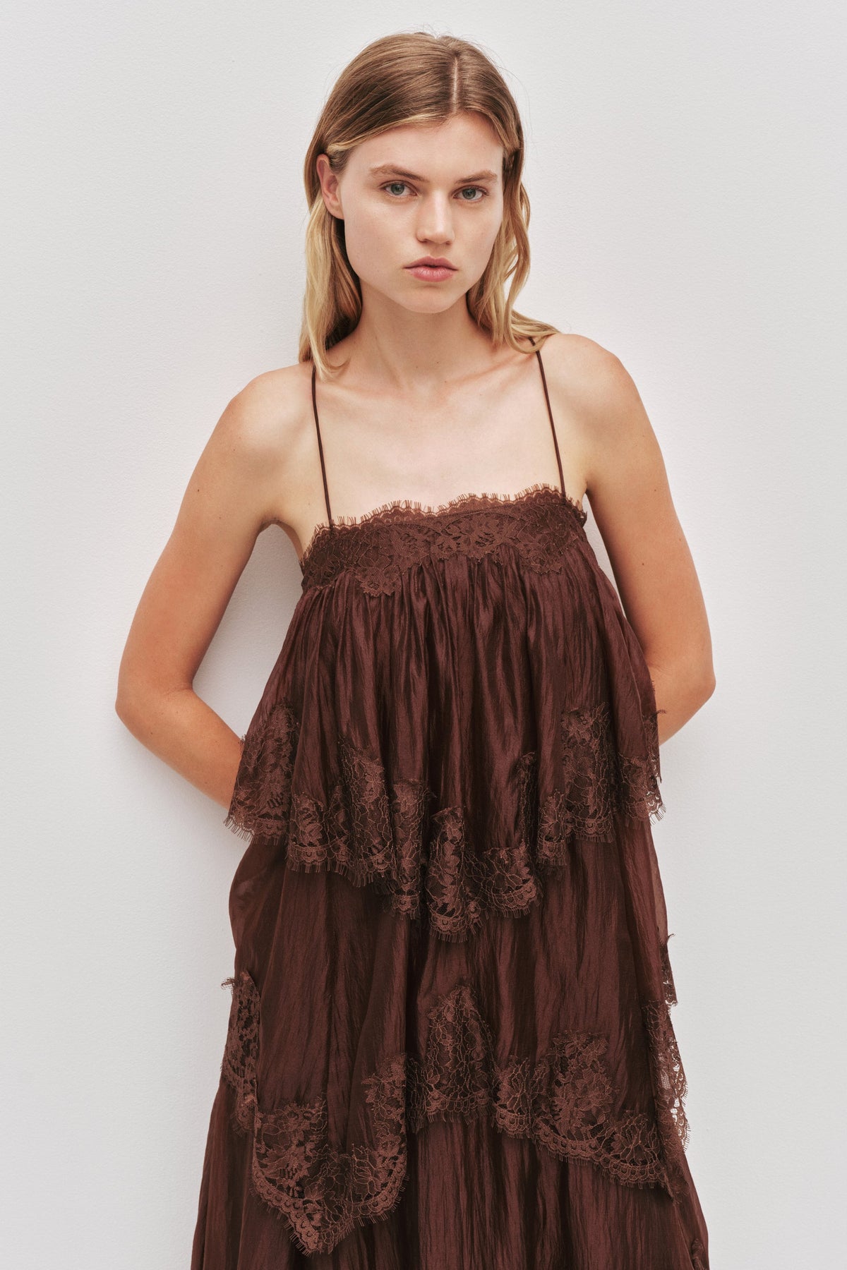 Ophelia Lace Gown - Chocolate